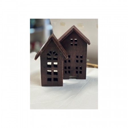 Hus i mangotre 12x5x18,5